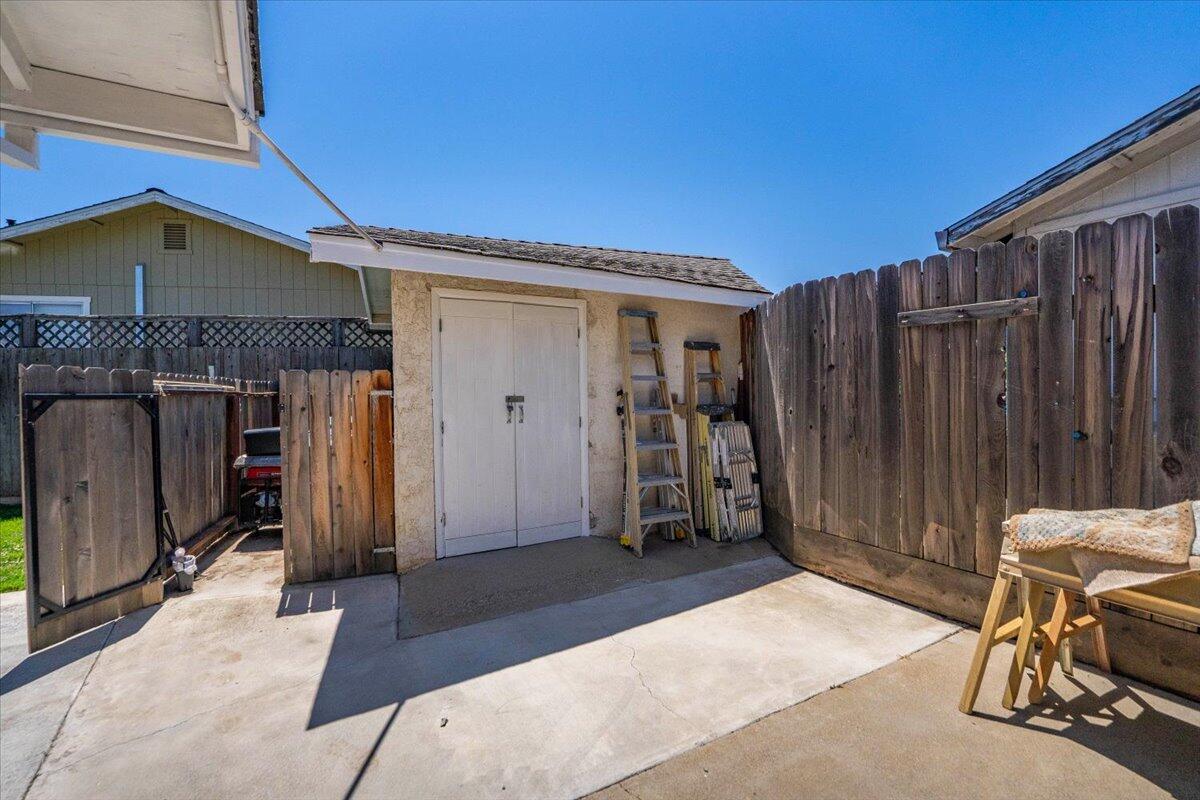 1335 Franzel Road Red Bluff, CA 96080 - Photo 29 of 39 1335 Franzel Rd Shed