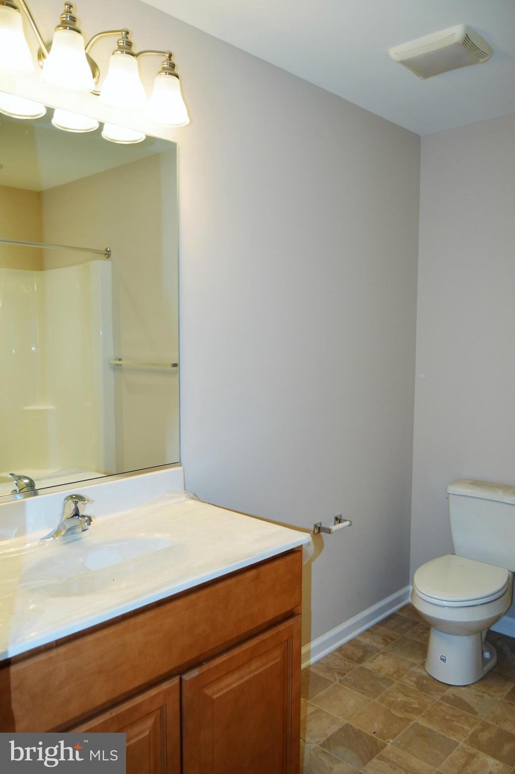 212 West Railroad Street Ridgely, MD 21660 - Photo 9 of 16 Bath (Master)