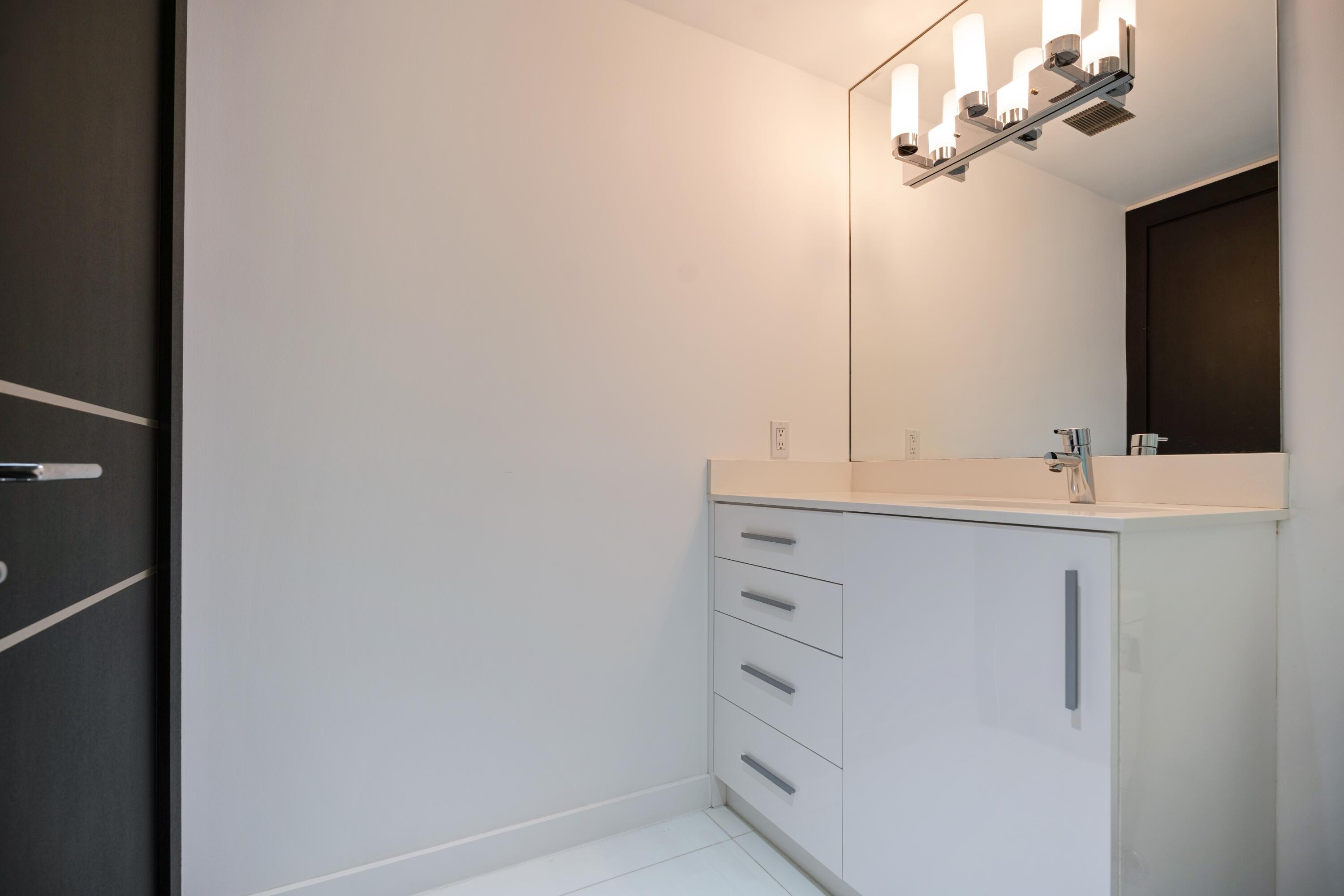 2150 North Ocean Boulevard, Unit 4N Boca Raton, FL 33431 - Photo 42 of 68 2nd Bath
