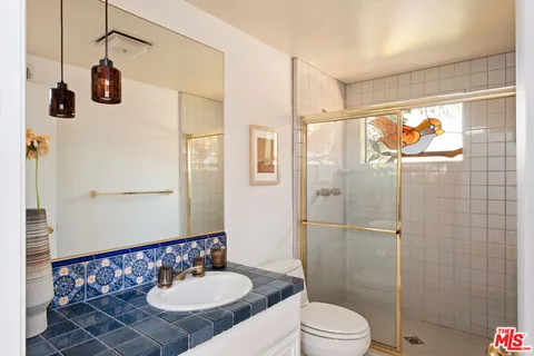 $1,295,000 | 21694 Yucatan Avenue, Woodland Hills, CA 91364