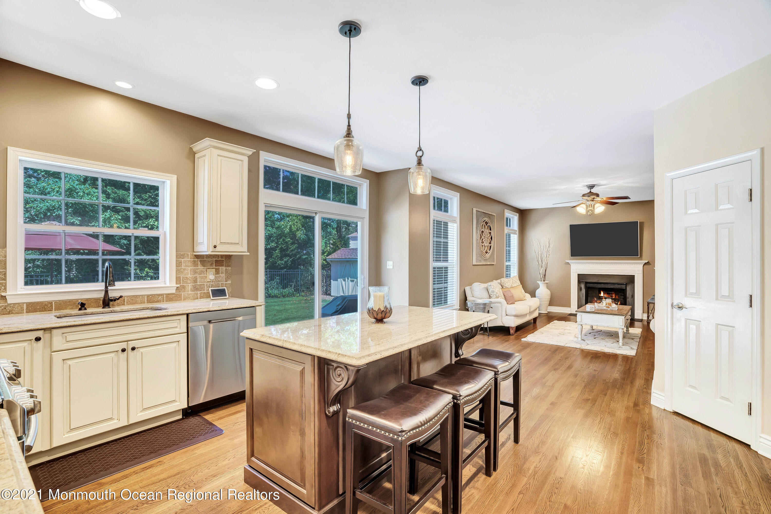 66 Timberline Road Bayville, NJ 08721 - Photo 14 of 42 Updated Kitchen