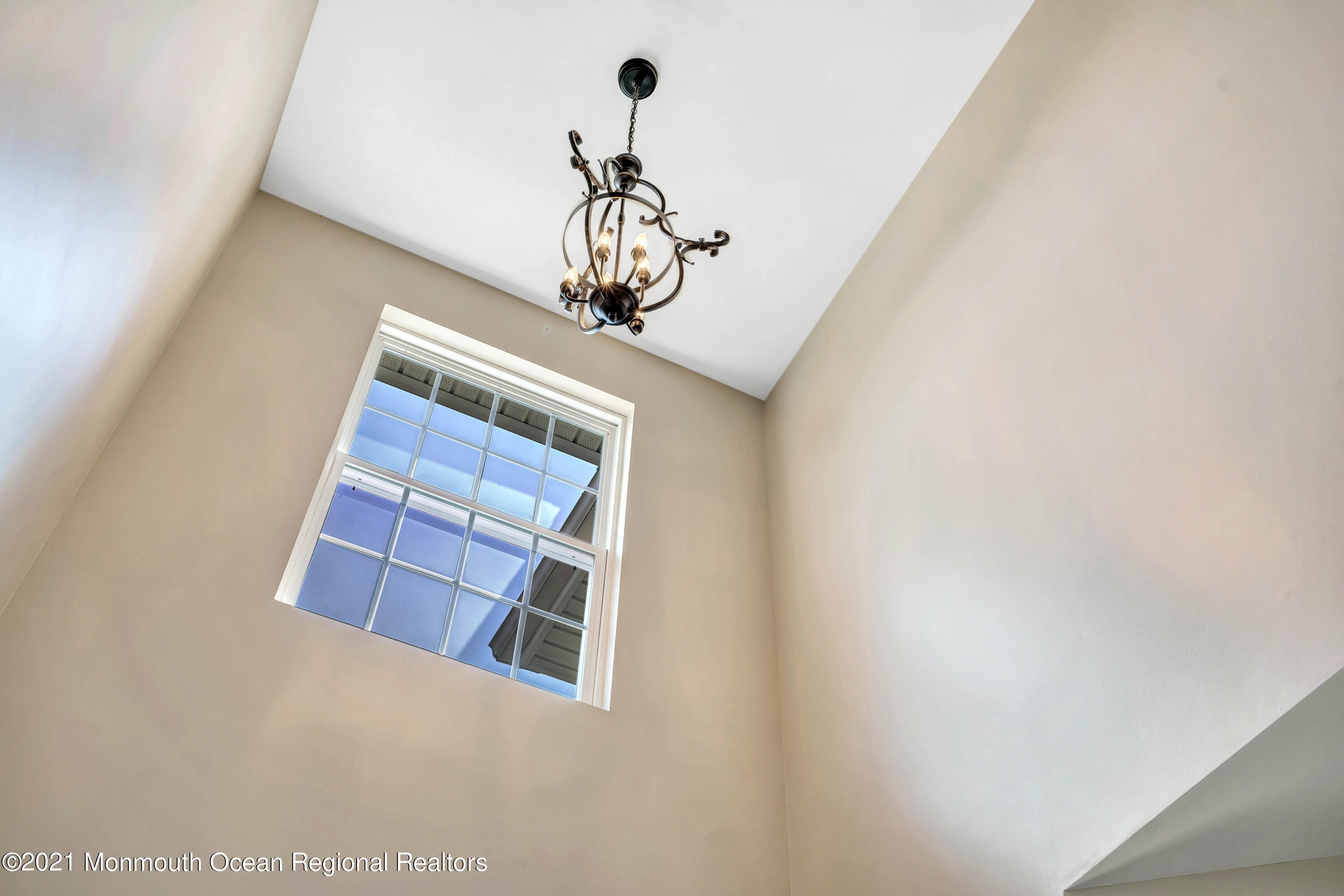 66 Timberline Road Bayville, NJ 08721 - Photo 7 of 42 Two Story Enrty