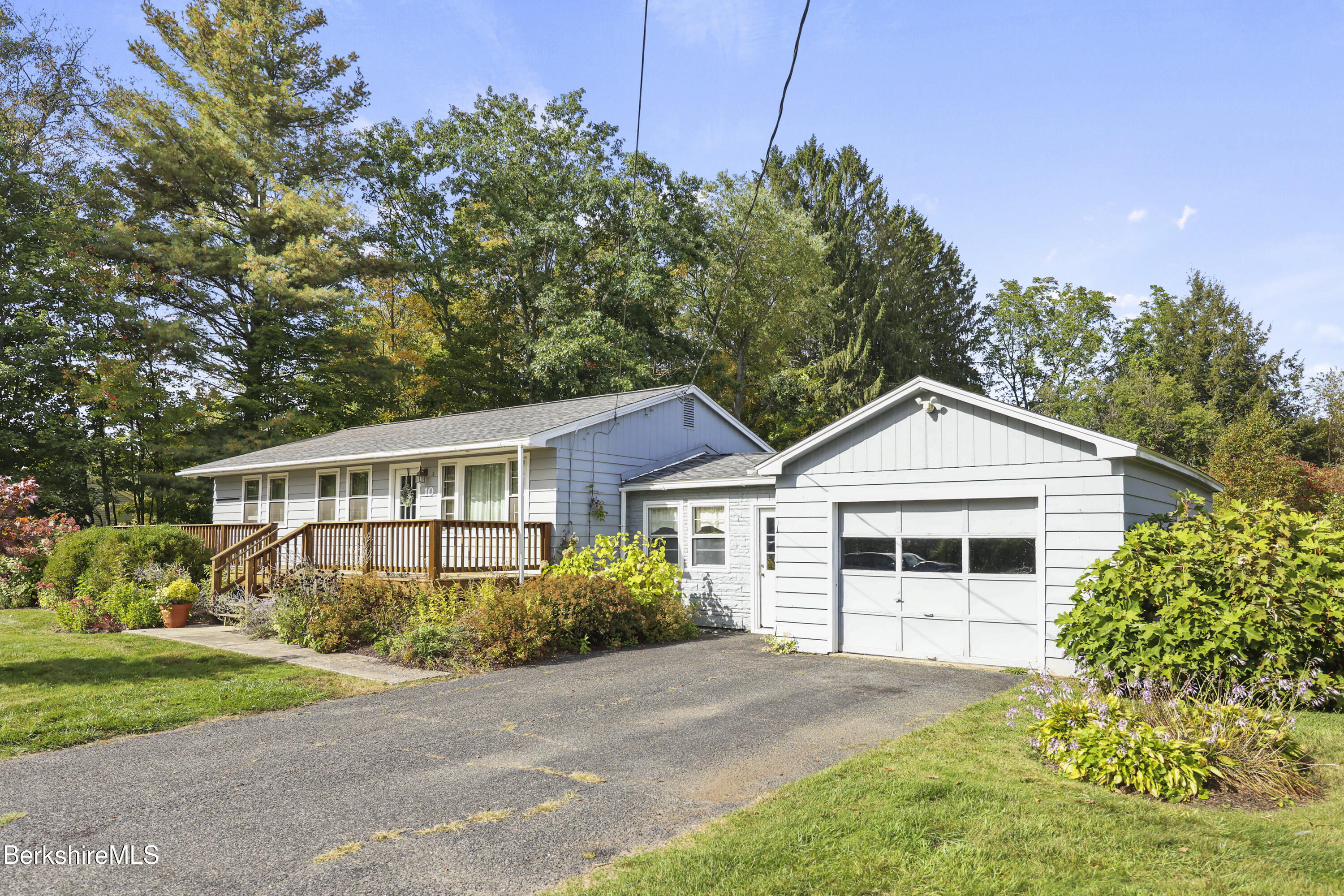 10 Otis Street Pittsfield, MA 01201 - Photo 35 of 35 15 Exterior Front