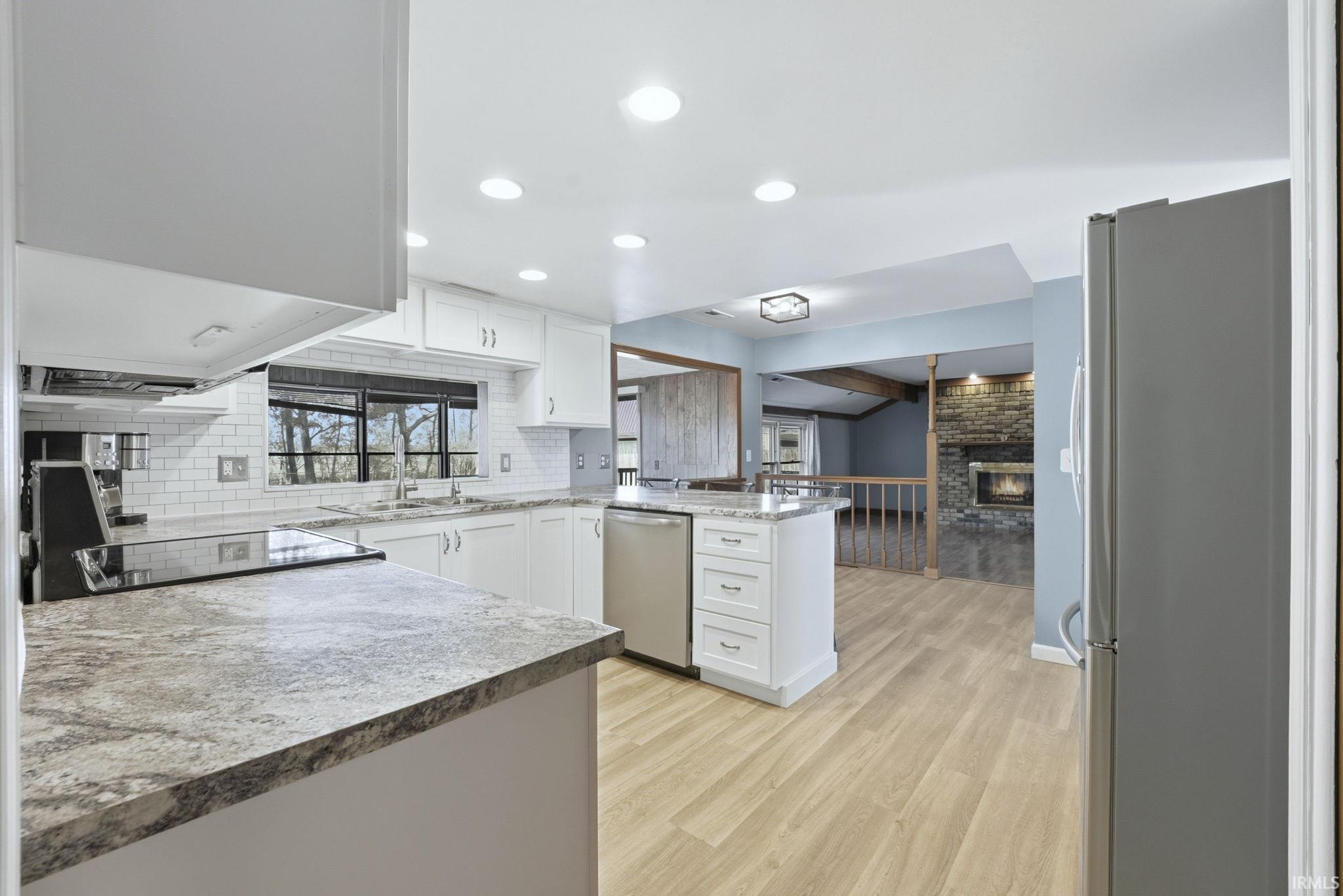 20201 Old 24 E Road Woodburn, IN 46797 - Photo 13 of 36