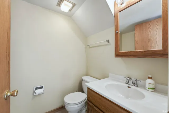 $294,900 | 20201 Old 24 E Road, Woodburn, IN 46797