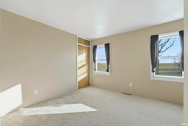 $294,900 | 20201 Old 24 E Road, Woodburn, IN 46797