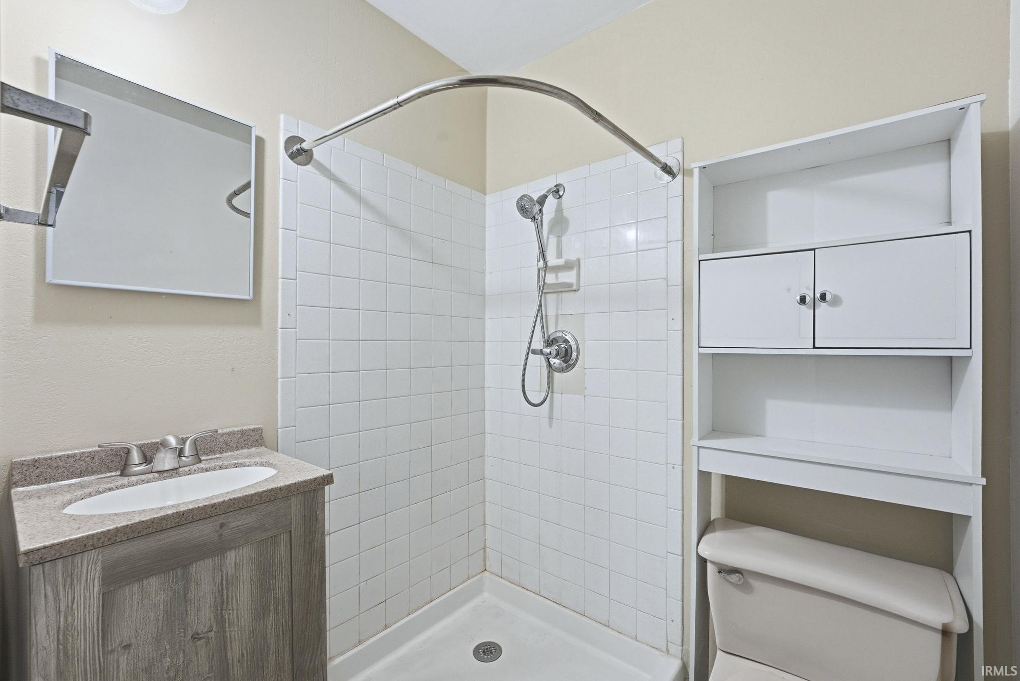 20201 Old 24 E Road Woodburn, IN 46797 - Photo 31 of 36