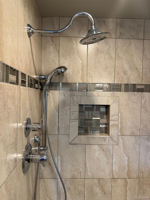 1382 Springwood Lane Rochester Hills, MI 48309 - Photo 22 of 51