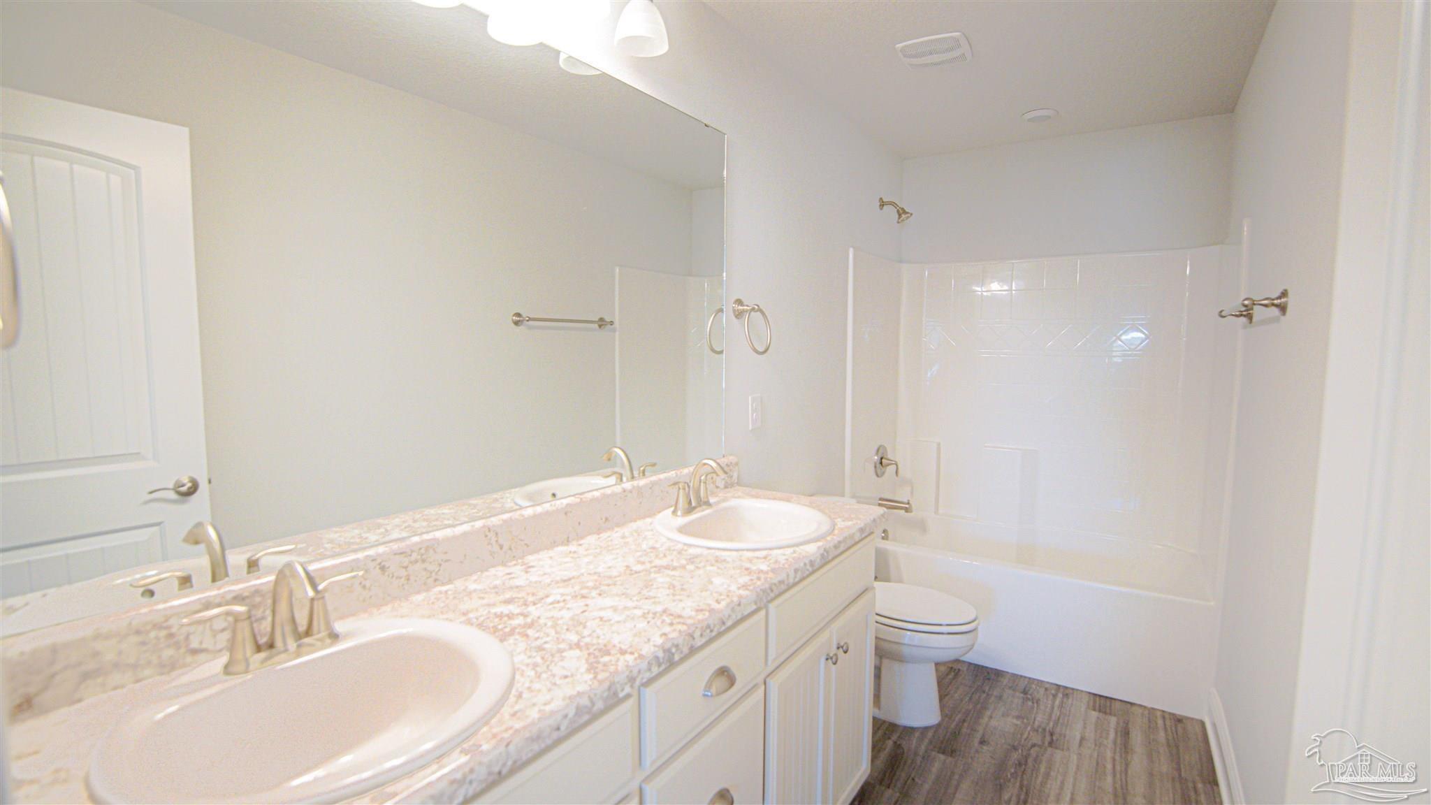 931 Pine Top Lane, Unit 7B Cantonment, FL 32533 - Photo 14 of 15