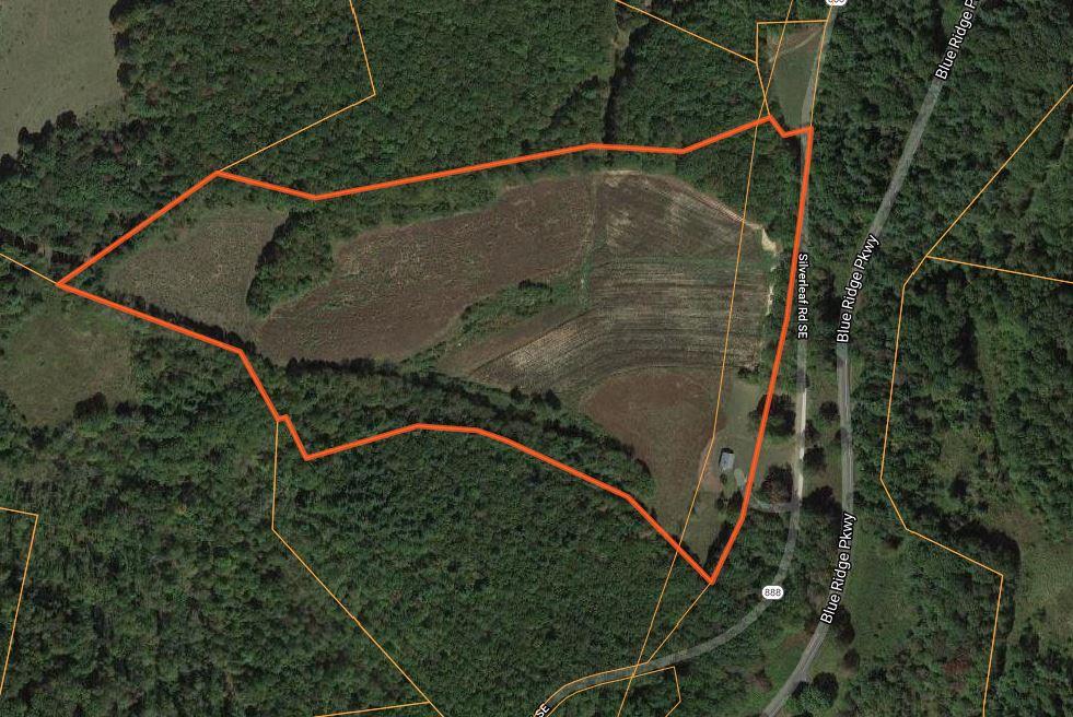 1058 Silverleaf Road Southeast Floyd, VA 24091 - Photo 2 of 55 an aerial view of a residential house