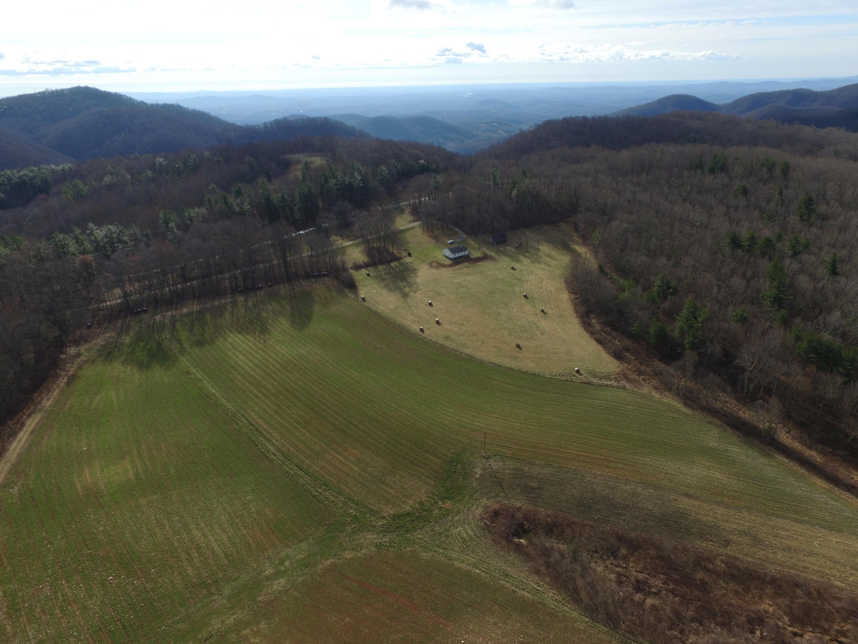 1058 Silverleaf Road Southeast Floyd, VA 24091 - Photo 28 of 55 a view of a lake in middle of the town