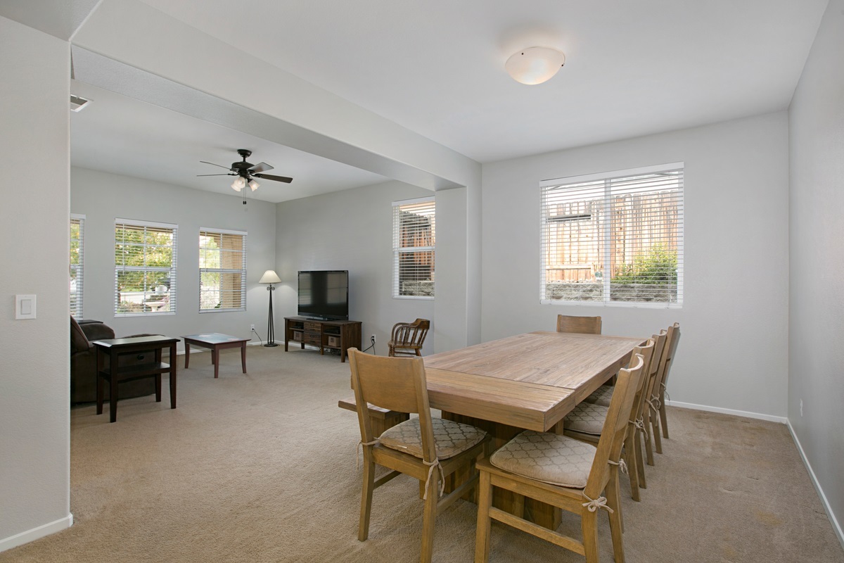 9321 Lake Valley Road El Cajon, CA 92021 - Photo 4 of 10 Gallery Image 4