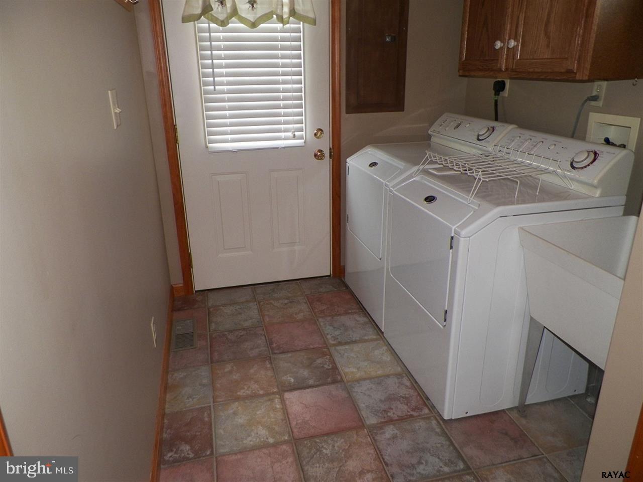 1495 Harney Road Littlestown, PA 17340 - Photo 14 of 26
