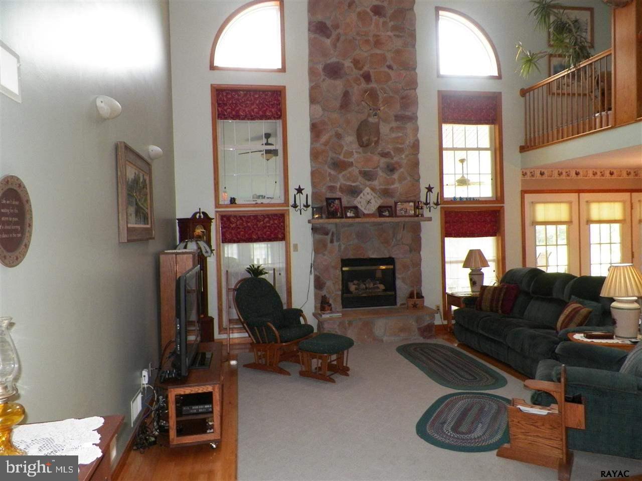 1495 Harney Road Littlestown, PA 17340 - Photo 5 of 26