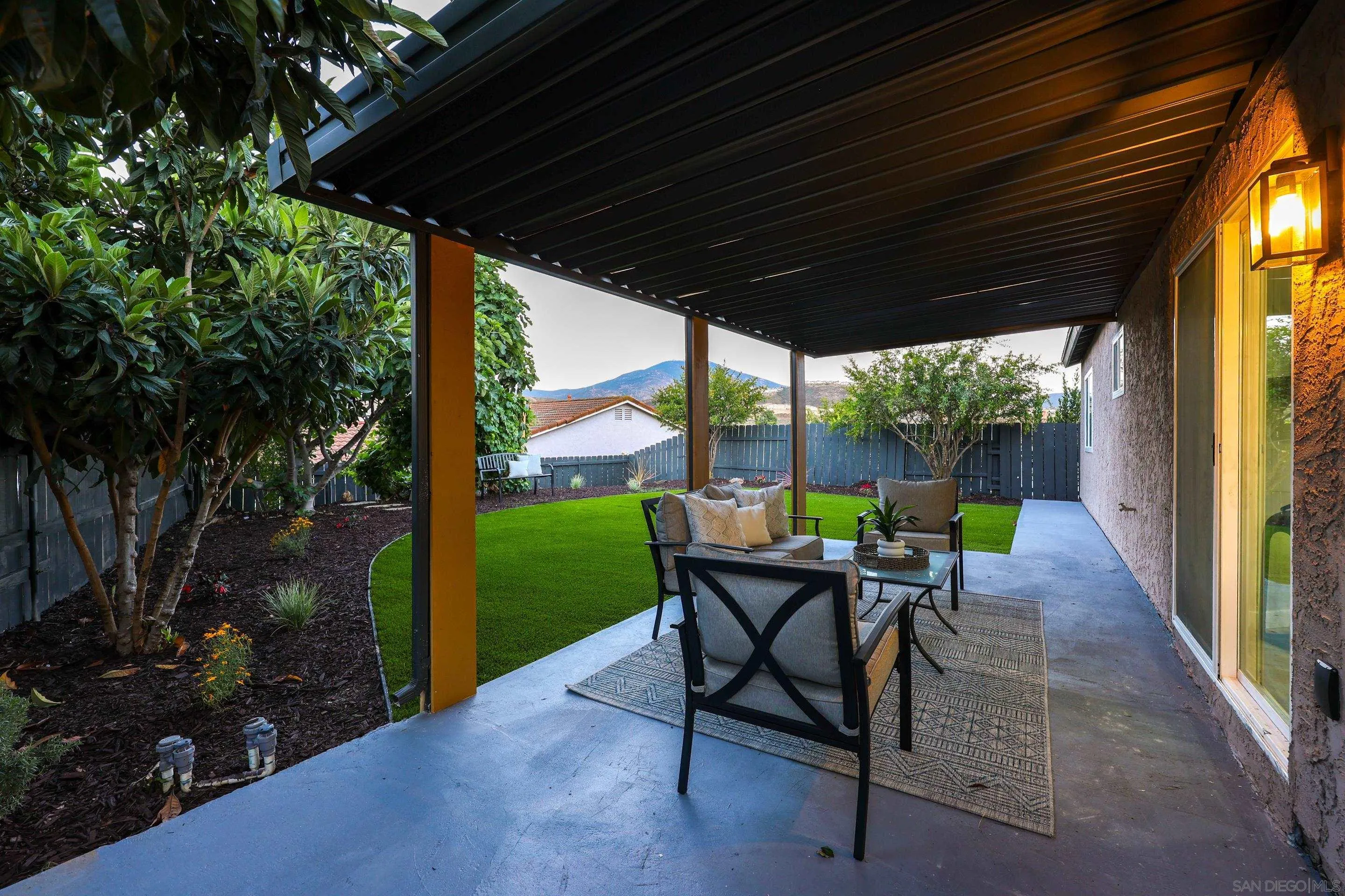 10108 Tres Lagos Court Spring Valley, CA 91977 - Photo 5 of 42