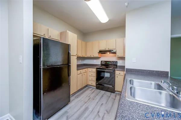 $240,000 | 624 Bristol Village Drive, Unit 204, Midlothian, VA 23114