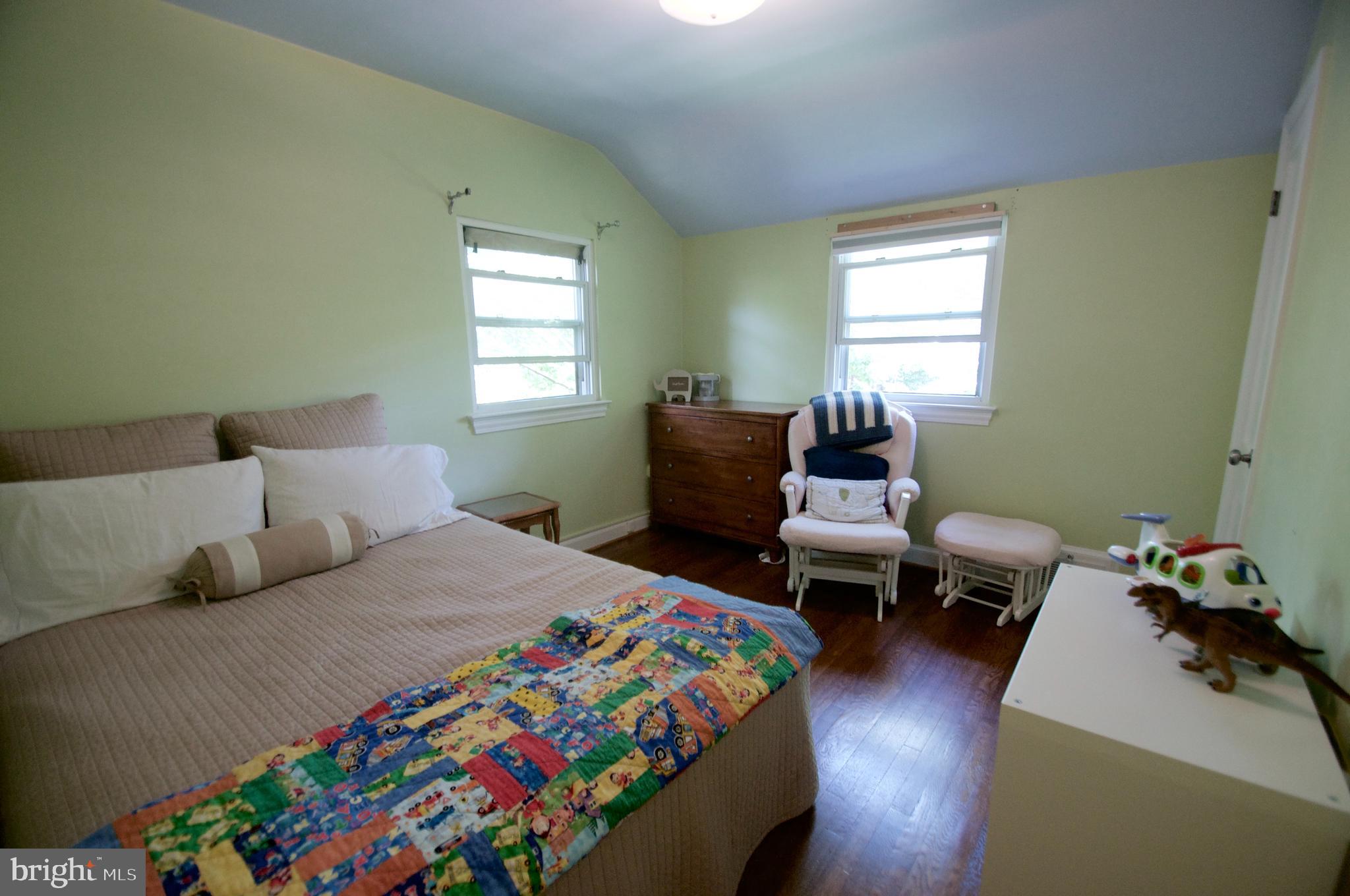 5305 Wakefield Road Bethesda, MD 20816 - Photo 20 of 27