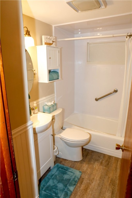 88 Angell Road Narragansett, RI 02882 - Photo 15 of 29