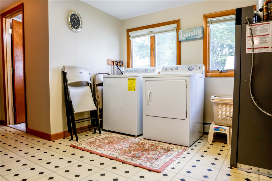 88 Angell Road Narragansett, RI 02882 - Photo 19 of 29