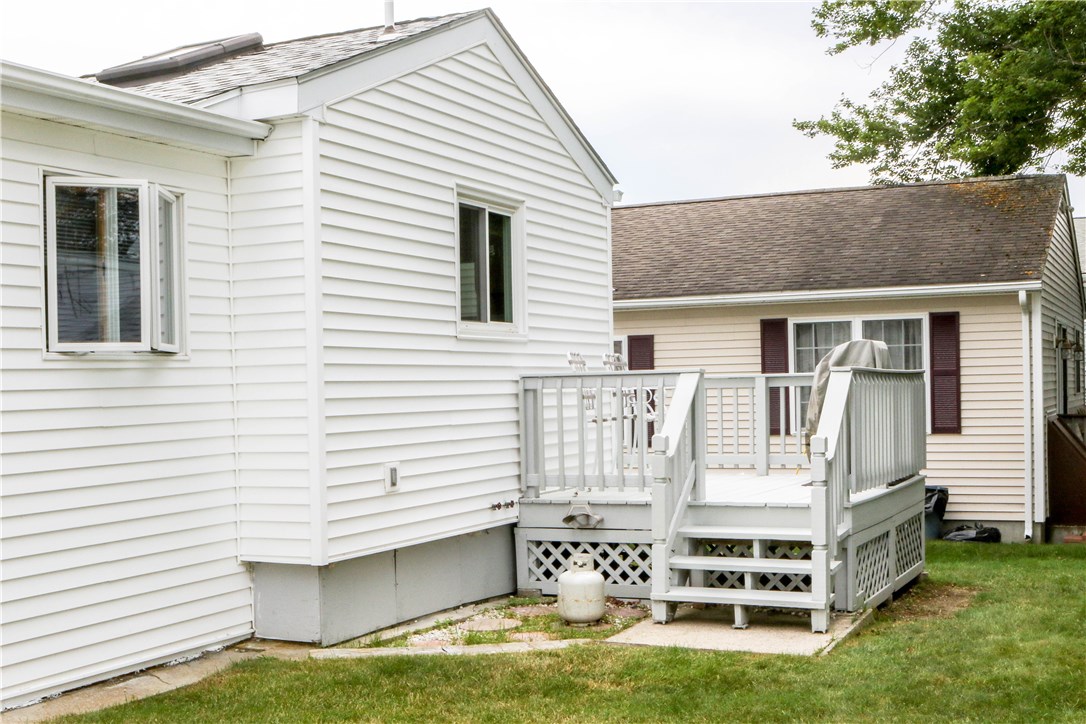 88 Angell Road Narragansett, RI 02882 - Photo 26 of 29