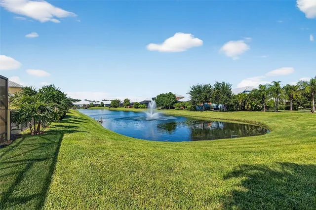$550,000 | 4585 Bridgepointe Way, Unit 165, Vero Beach, FL 32967
