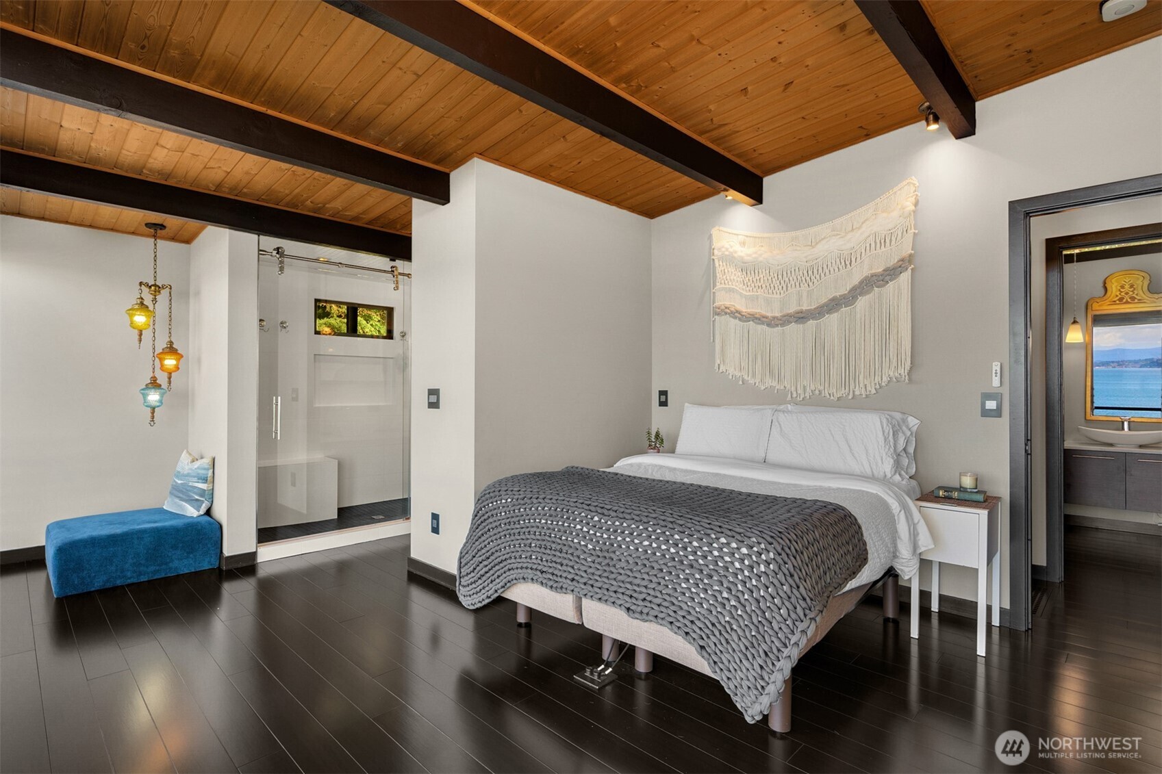 3831 58th Avenue Southwest Seattle, WA 98116 - Photo 22 of 40