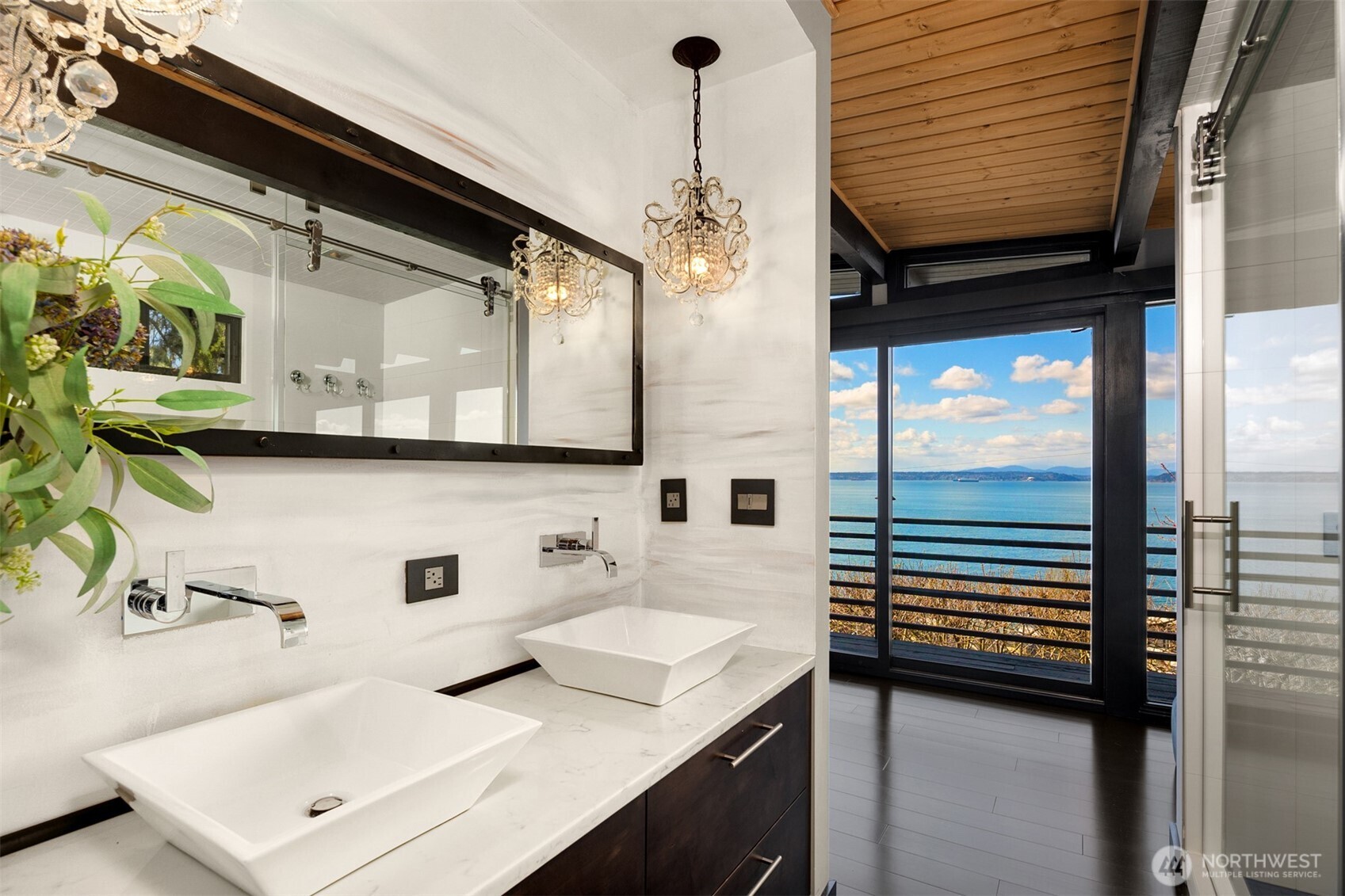 3831 58th Avenue Southwest Seattle, WA 98116 - Photo 25 of 40