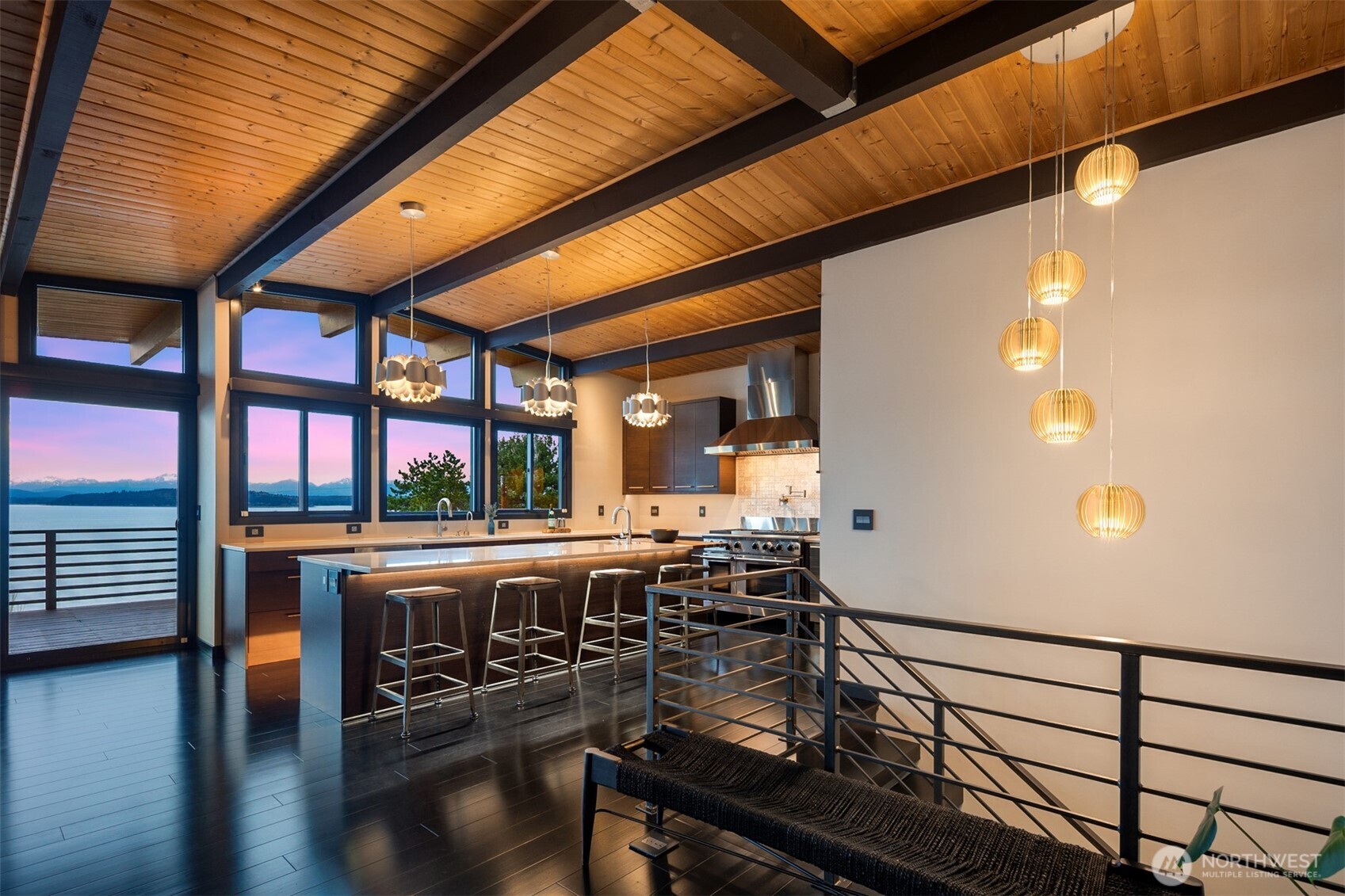 3831 58th Avenue Southwest Seattle, WA 98116 - Photo 29 of 40