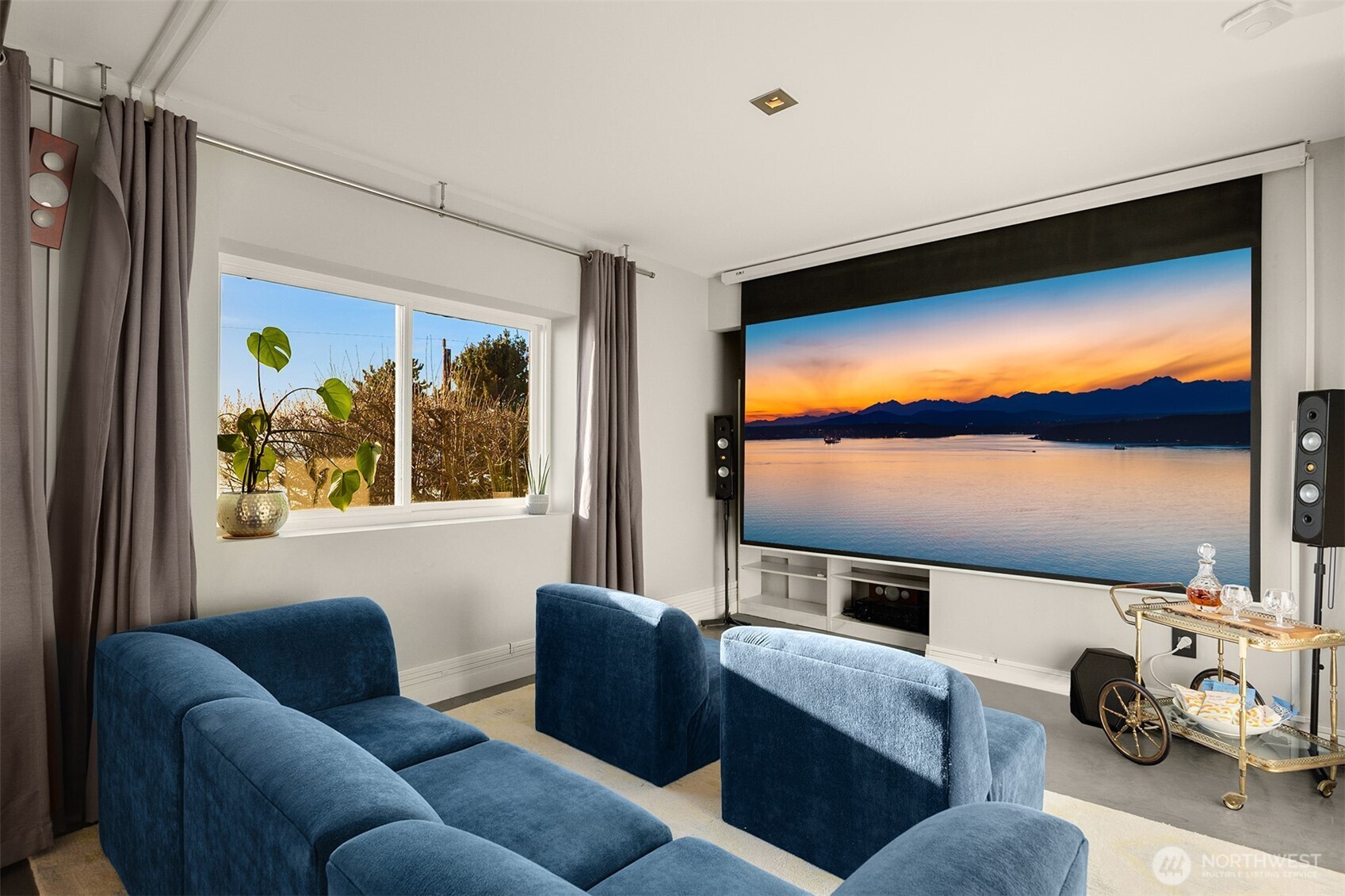 3831 58th Avenue Southwest Seattle, WA 98116 - Photo 32 of 40