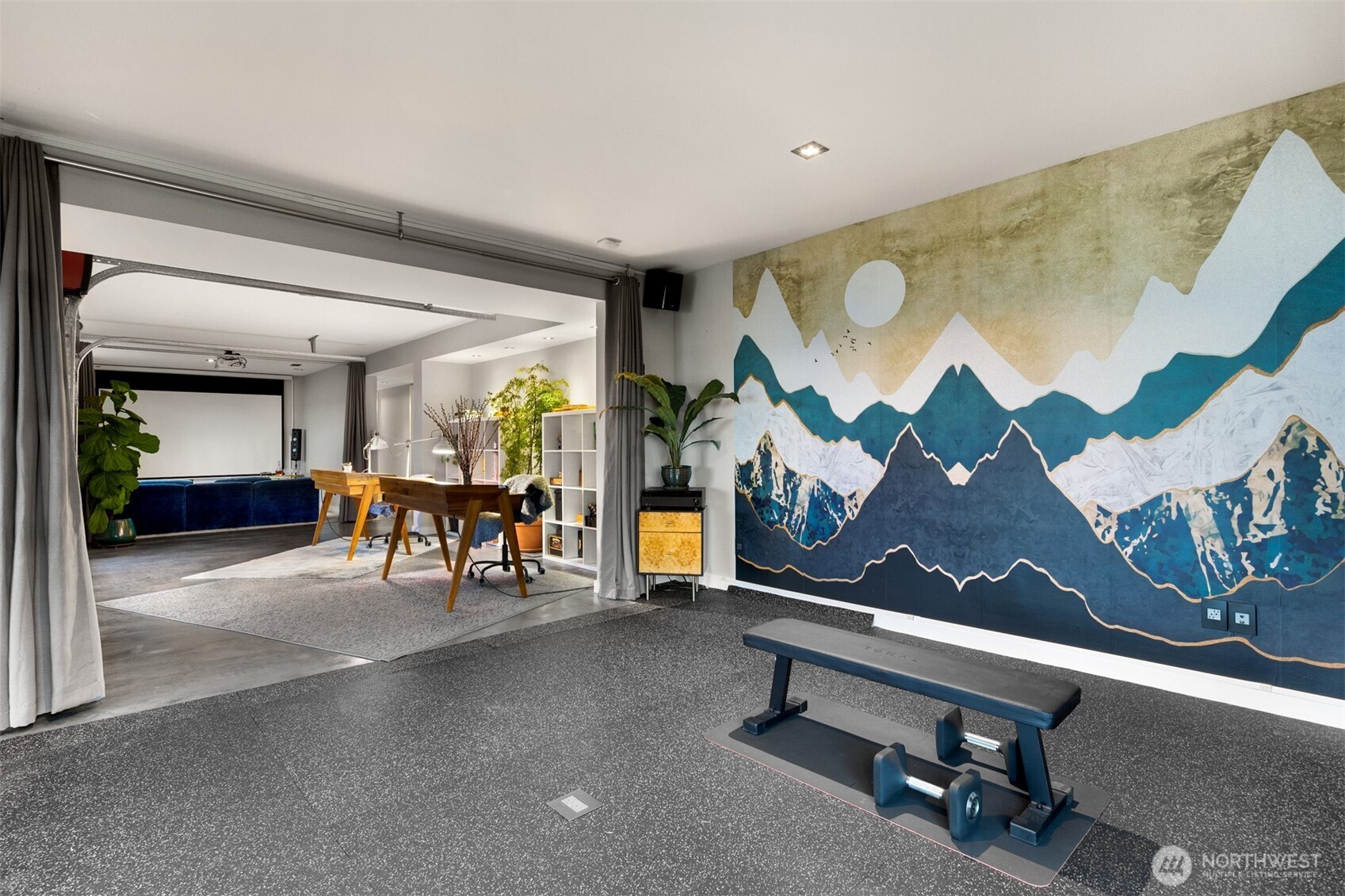 3831 58th Avenue Southwest Seattle, WA 98116 - Photo 34 of 40