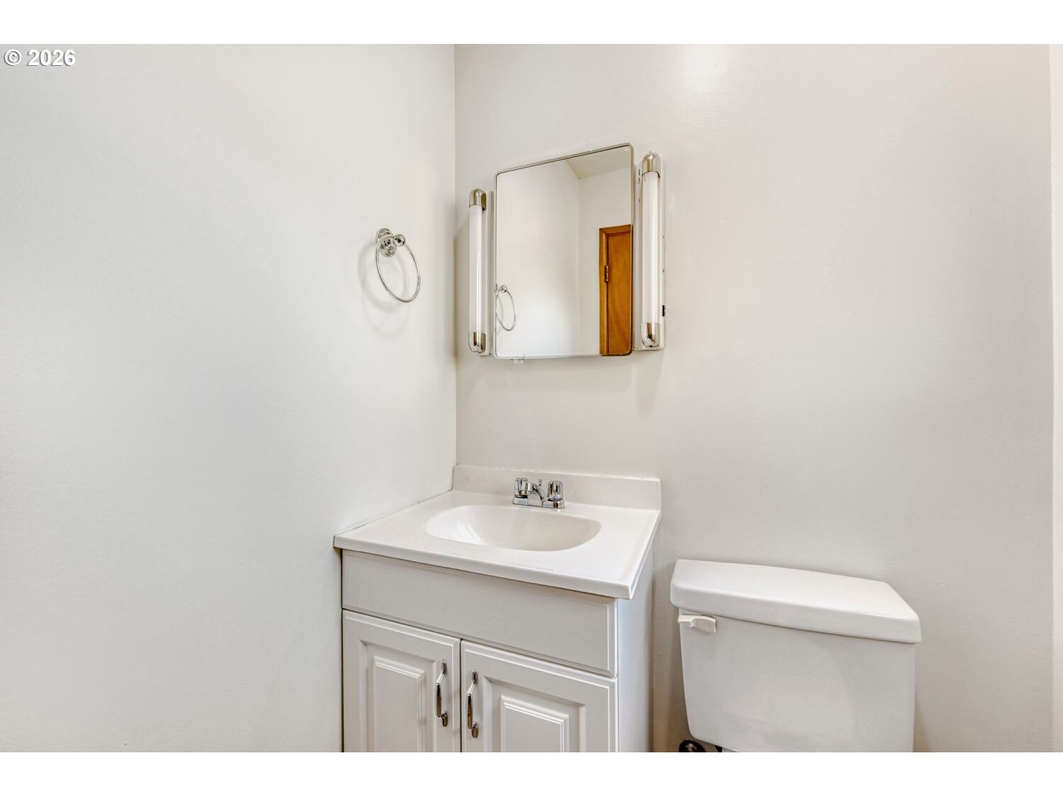 6615 Southwest Canyon Drive Portland, OR 97225 - Photo 12 of 34