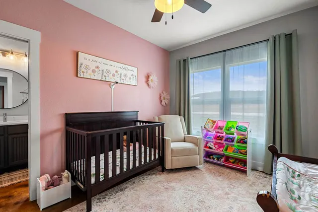 $585,000 | 820 Glenn Crest Drive, Blanco, TX 78606