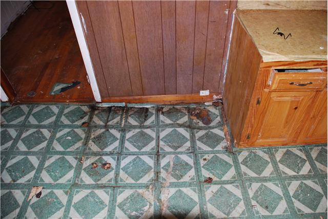 2000 Floraton Road Readyville, TN 37149 - Photo 15 of 16 Kitchen Floor at Ref