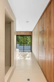 $2,450,000 | 15 Two Holes Of Water Road, East Hampton, NY 11937