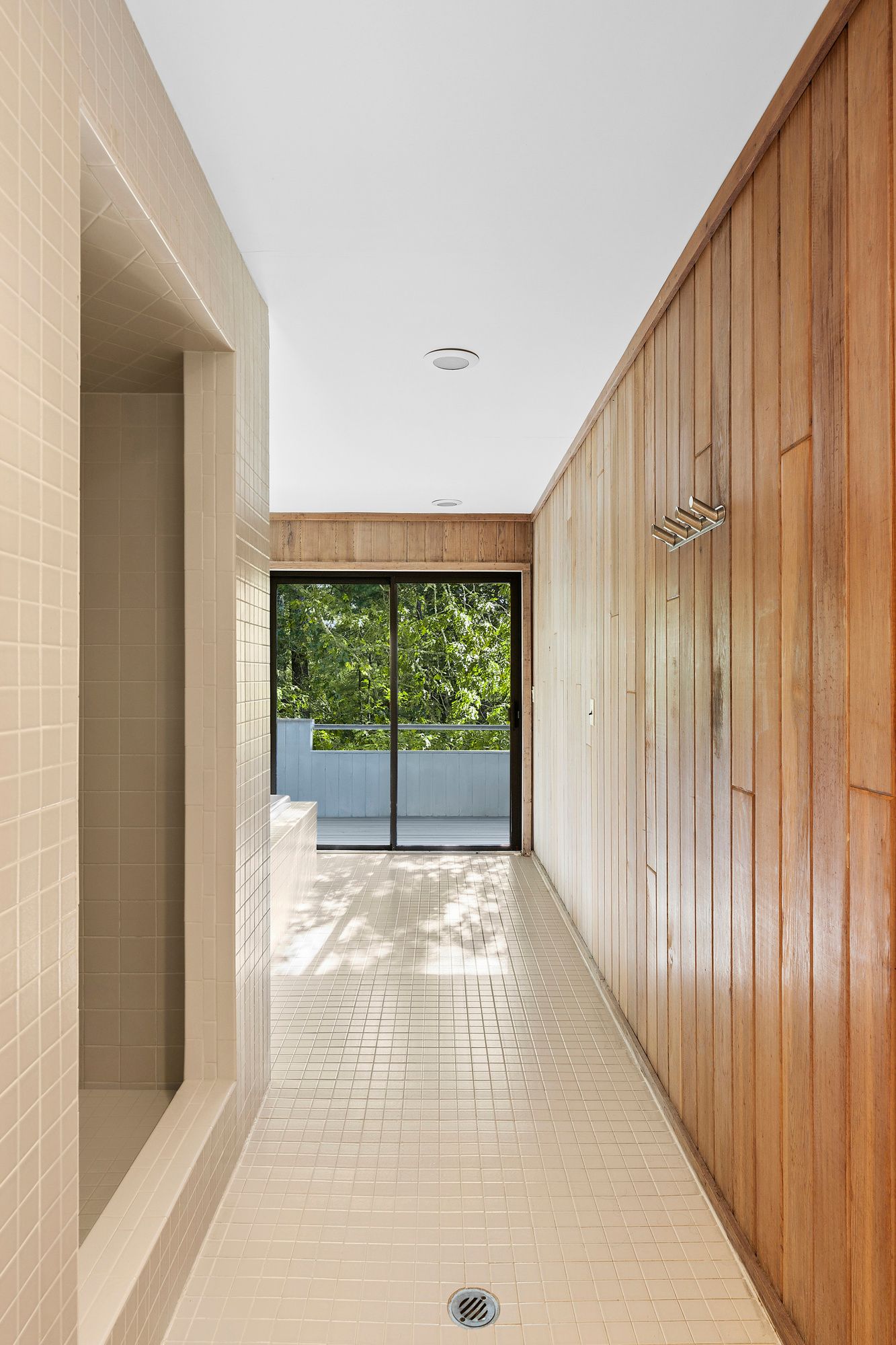 15 Two Holes Of Water Road East Hampton, NY 11937 - Photo 14 of 31