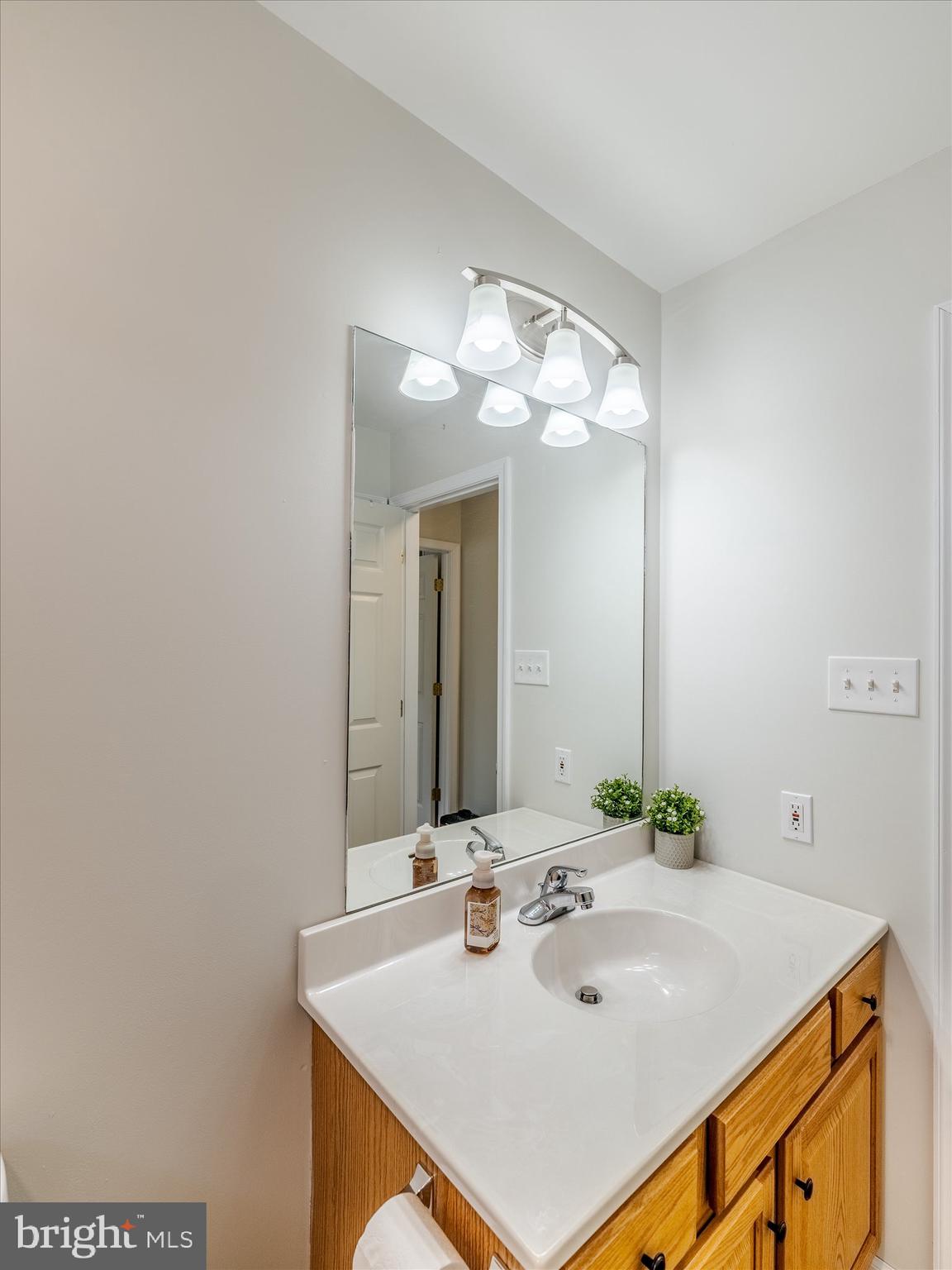 420 Fairview Road New Providence, PA 17560 - Photo 28 of 42 Hall bathroom