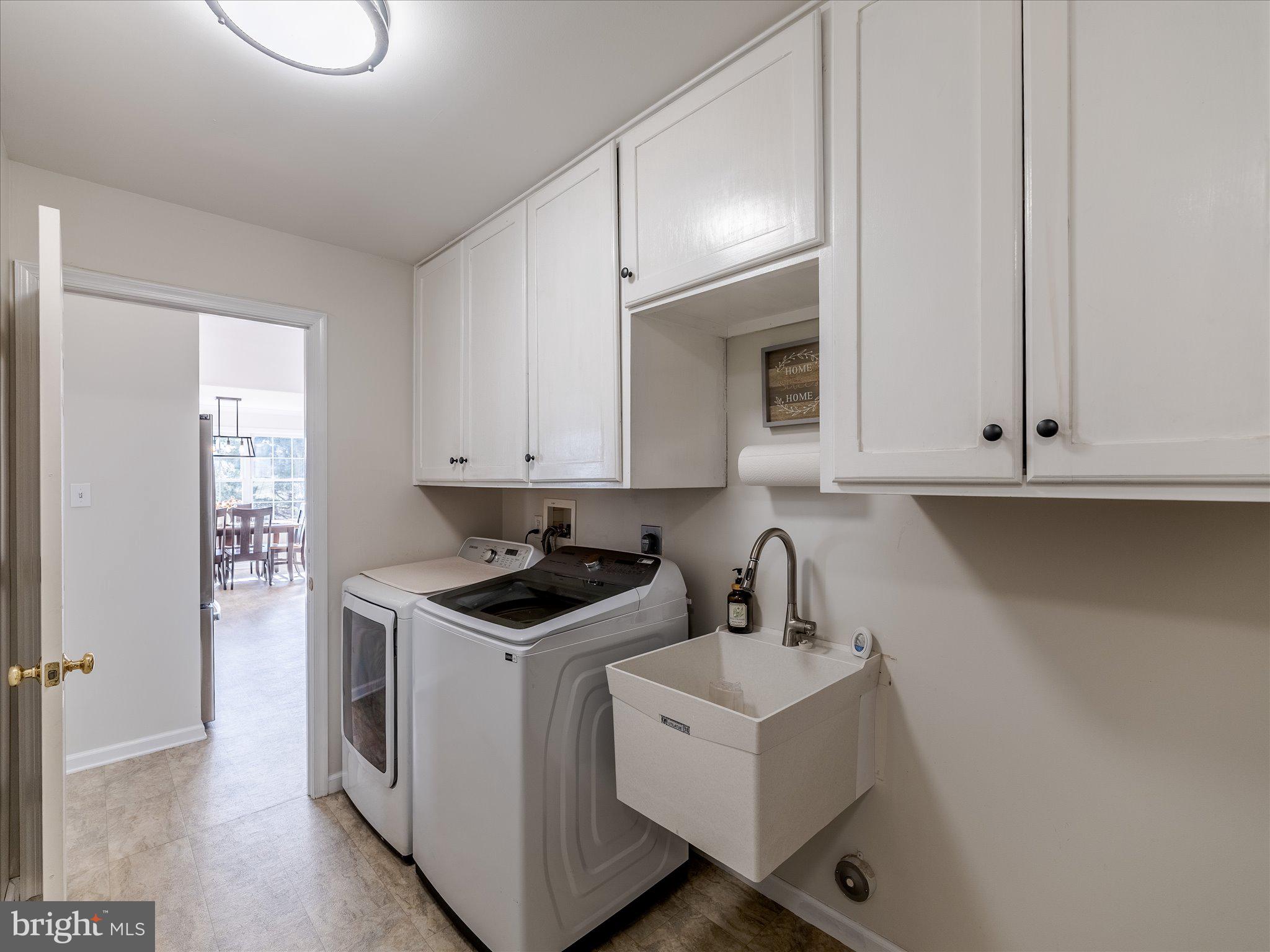 420 Fairview Road New Providence, PA 17560 - Photo 29 of 42 Laundry room