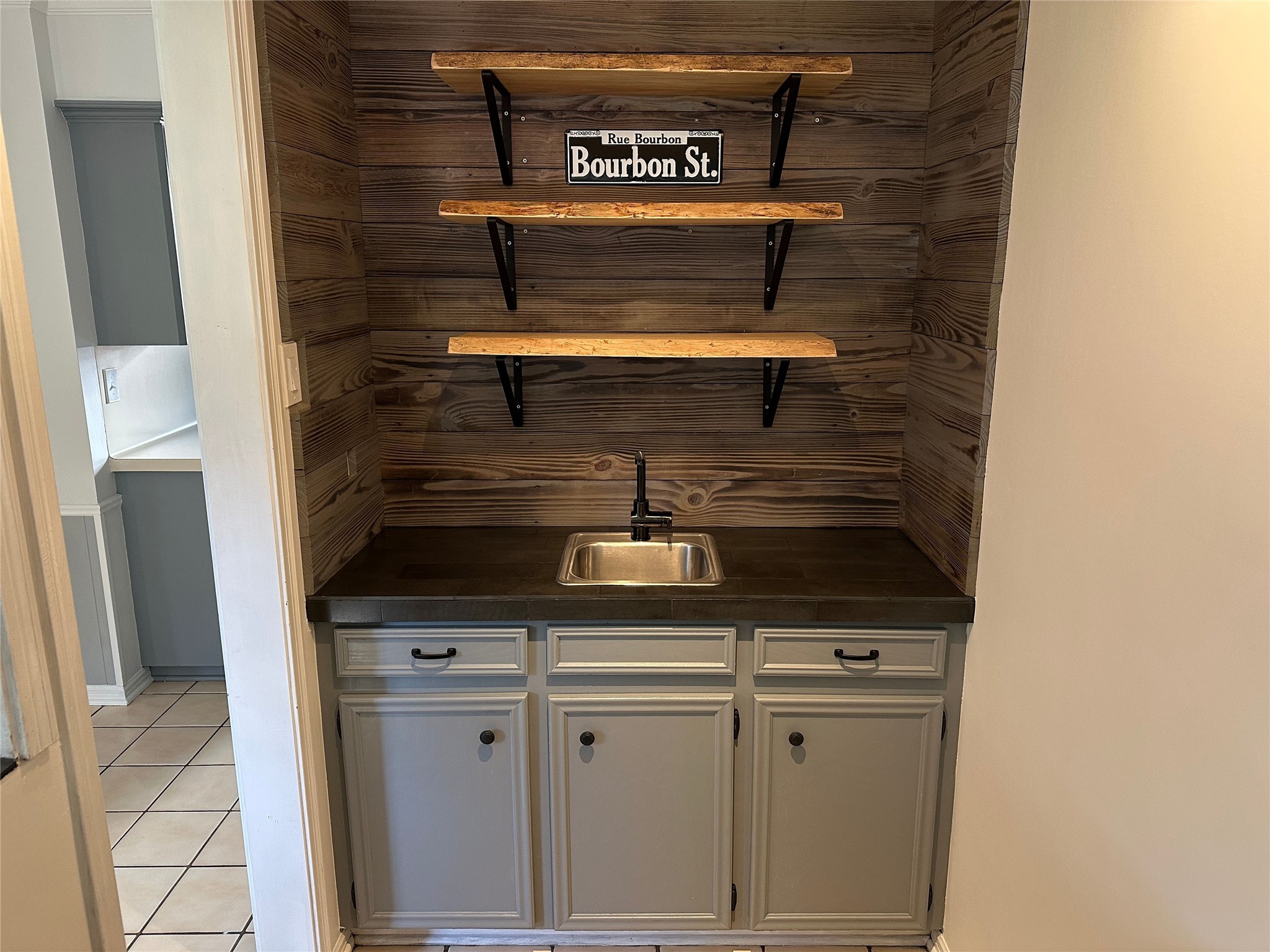 3426 Candlewisp Drive Spring, TX 77388 - Photo 9 of 26 wet bar