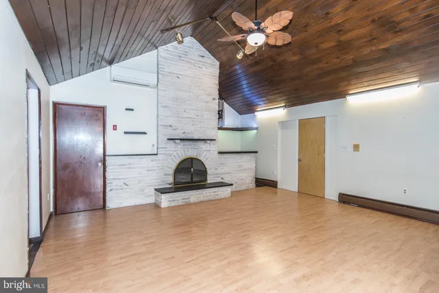 $2,990 | 29 Vividleaf Lane, Levittown, PA 19054