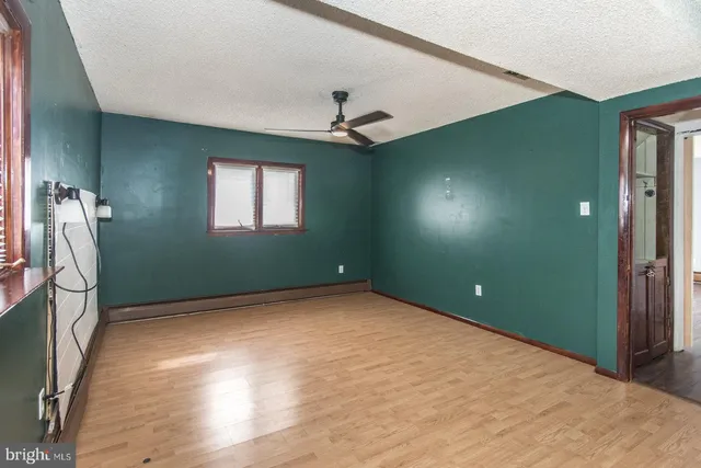 $2,990 | 29 Vividleaf Lane, Levittown, PA 19054