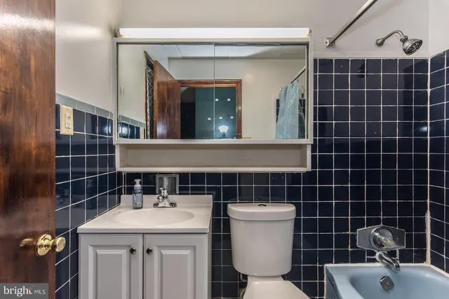 $2,990 | 29 Vividleaf Lane, Levittown, PA 19054