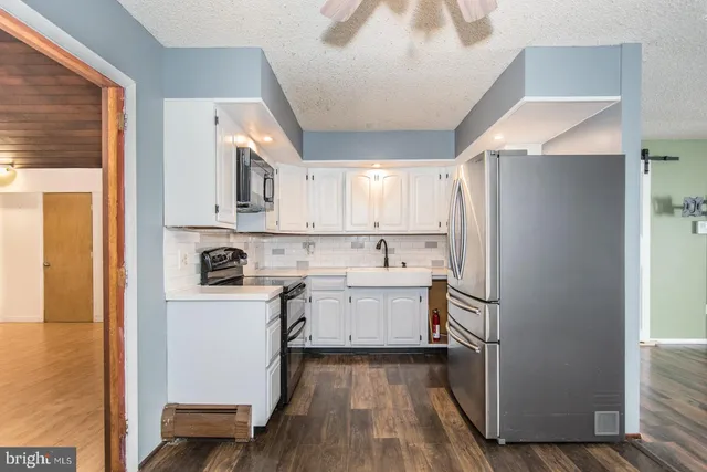 $2,990 | 29 Vividleaf Lane, Levittown, PA 19054