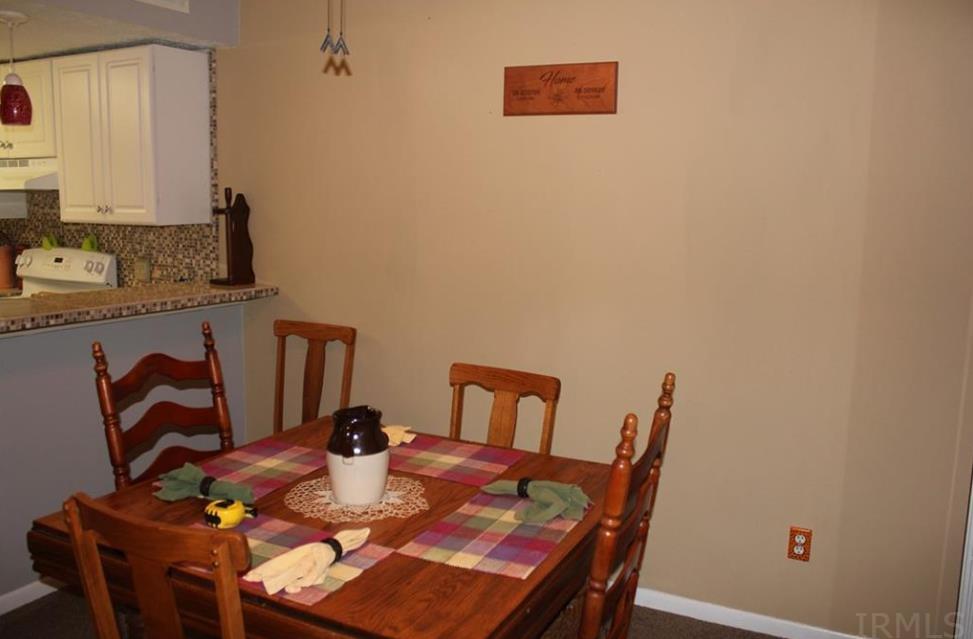 9028 South Pointe Ridge Lane, Unit 15 Bloomington, IN 47401 - Photo 21 of 35 Gallery Image 21