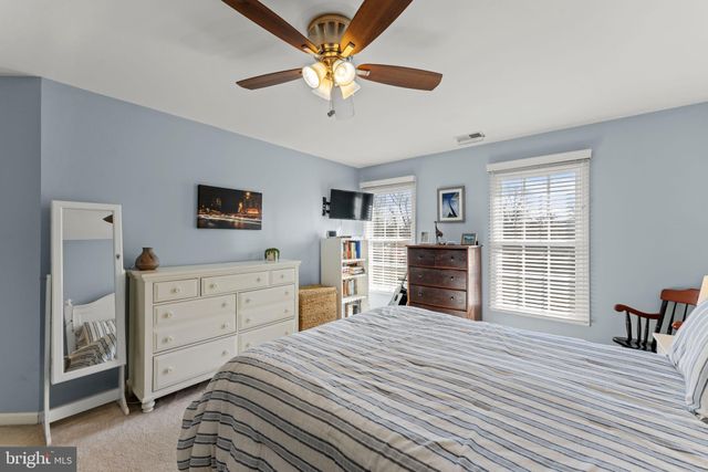 $805,000 | 4914 Bristow Drive, Annandale, VA 22003