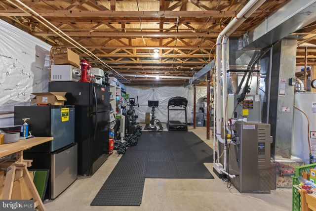 $805,000 | 4914 Bristow Drive, Annandale, VA 22003