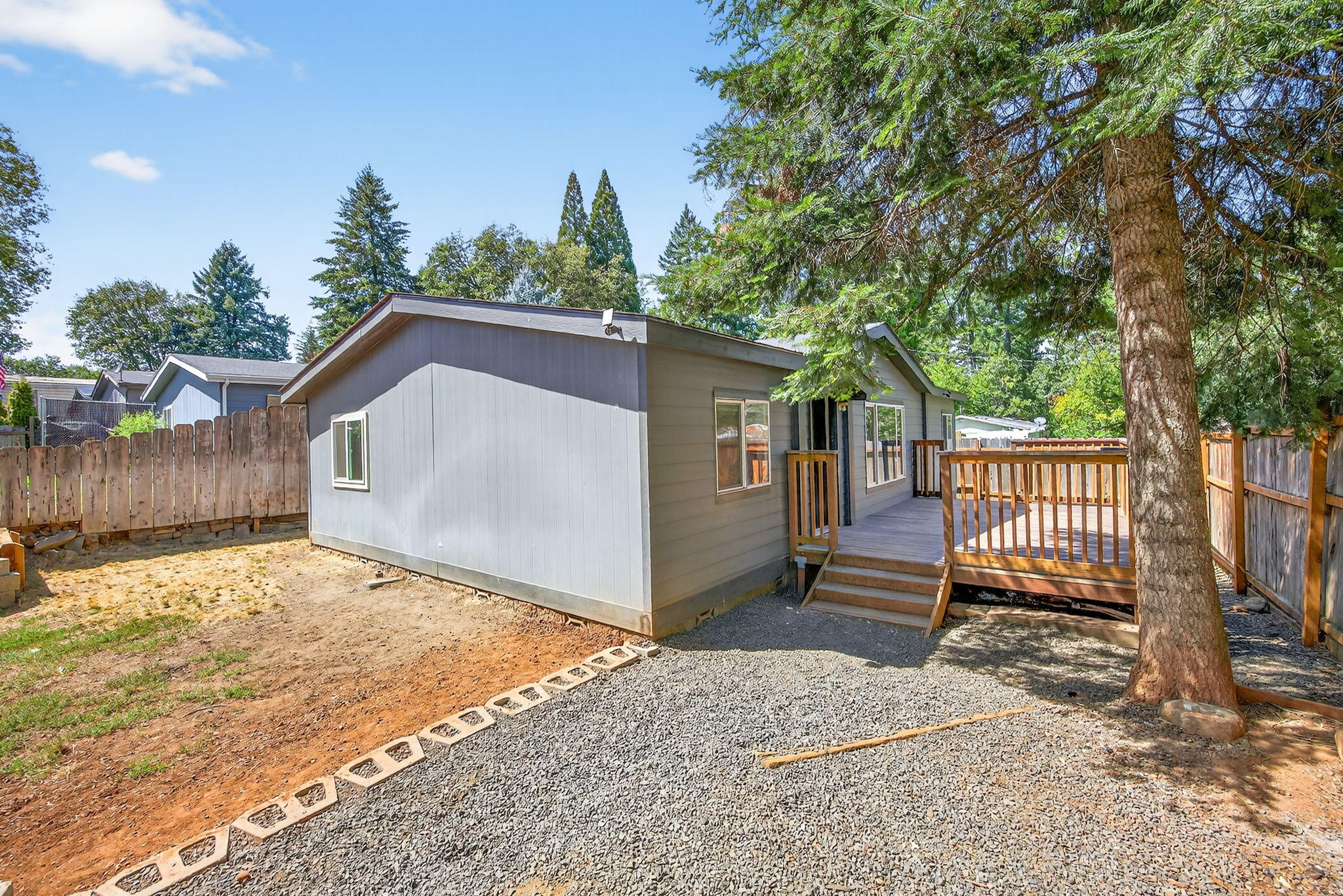 449 Fee Street (2)