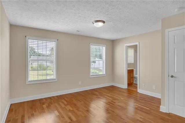 $1,950 | 3085 Barnwood Crossing Northwest, Duluth, GA 30097