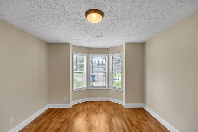 $1,950 | 3085 Barnwood Crossing Northwest, Duluth, GA 30097