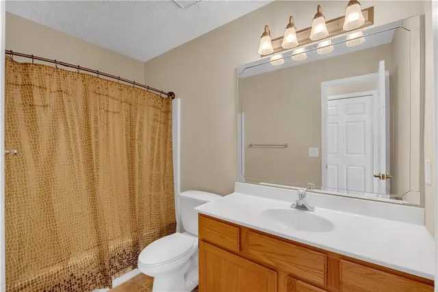 $1,950 | 3085 Barnwood Crossing Northwest, Duluth, GA 30097