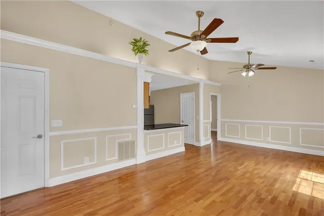 $1,950 | 3085 Barnwood Crossing Northwest, Duluth, GA 30097